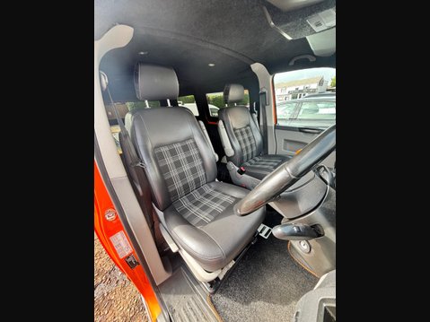 Volkswagen Transporter CAMPER T28 2.0 TDI 6 speed L1 H1 31