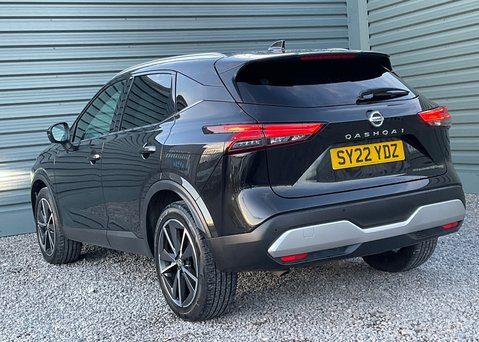 Nissan Qashqai DIG-T TEKNA MHEV 12