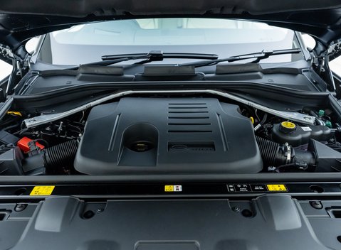 Land Rover Range Rover P460e Autobiography LWB 36