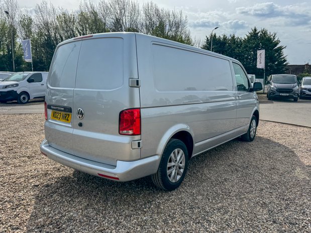 Volkswagen Transporter LWB L2H1 Low Roof Highline T30 Air Con Alloys Camera 6