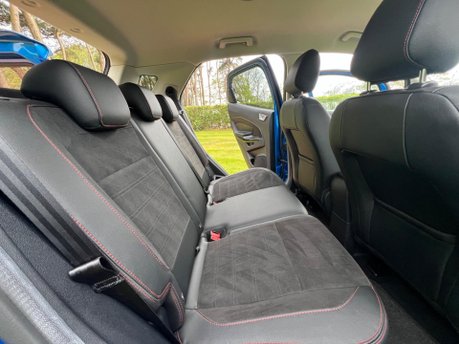 Ford Ecosport ST-LINE 14