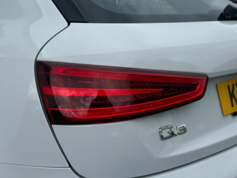 Audi Q3 2.0 TDI S line S Tronic quattro Euro 5 (s/s) 5dr 40