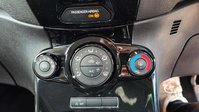 Ford Fiesta 1.0T EcoBoost Zetec Euro 5 (s/s) 3dr 38