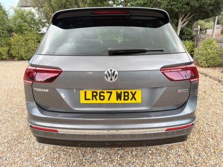 Volkswagen Tiguan 2.0 BiTDI R-Line DSG 4Motion Euro 6 (s/s) 5dr 11