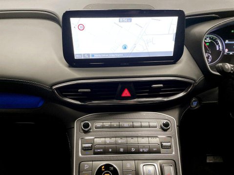 Hyundai SANTA FE 1.6 T-GDi 13.8kWh Premium SUV 5dr Petrol Plug-in Hybrid Auto 4WD Euro 6 (s/ 18