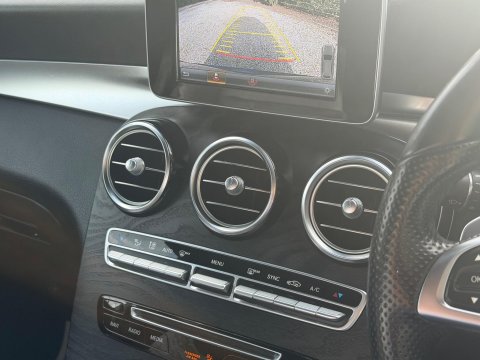 Mercedes-Benz GLC 2.1 GLC220d AMG Line G-Tronic 4MATIC Euro 6 (s/s) 5dr 26