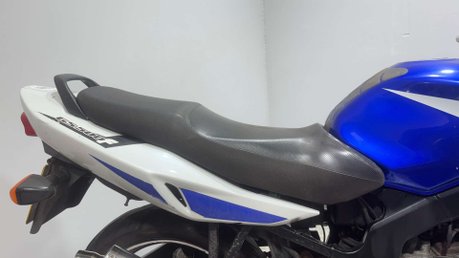 Suzuki GS500 2004 61K RUNNING PROJECT BIKE SPARES OR REPAIR 500CC A2 20