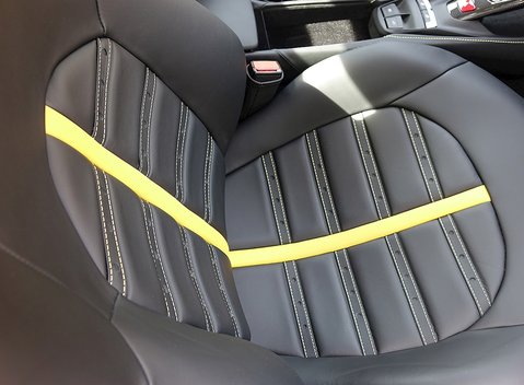 Ferrari 488 Spider 24