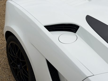 Lamborghini Gallardo LP560-4 Spyder 30