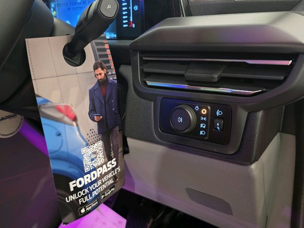 Ford Transit Custom Nugget L1 Titanium Auto *new* 15