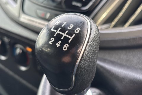 Ford Transit 350 L3 H3 130 ps Double Cab in Van - Air Con / Sat Nav 39