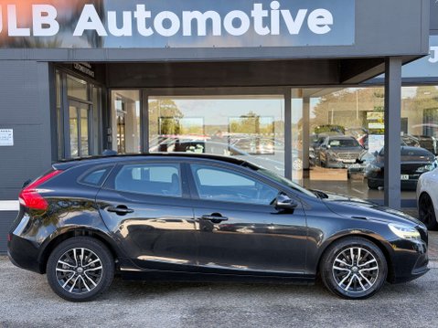 Volvo V40 2.0 V40 Momentum Nav+ D2 5dr 4