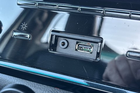 Toyota Hilux Active 4WD D-4D Single Cab Pickup - No VAT 23