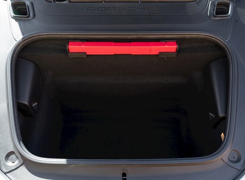 Porsche 911 GT3 RS Weissach (991.2) 35