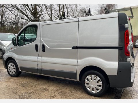 Vauxhall Vivaro 2.0 2700 CDTi Panel Van 4dr Diesel Manual FWD L1 (195 g/km, 113 bhp) 15