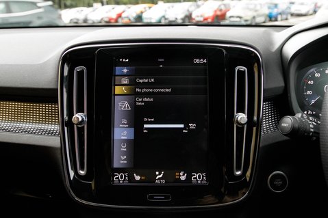 Volvo XC40 T3 R-DESIGN 33
