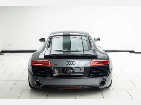 Audi R8 5.2 R8 Quattro V10 Semi-Auto 4WD 2dr 9