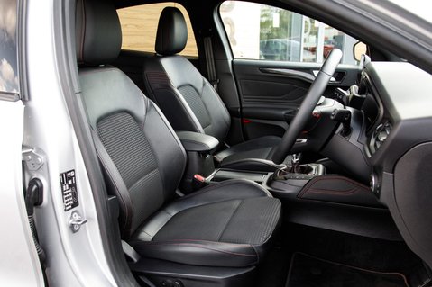 Ford Focus ST-LINE X EDITION MHEV 31