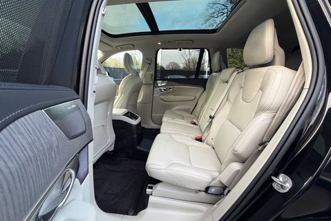 Volvo XC90 RECHARGE T8 ULTIMATE AWD - BLOND LEATHER - VAT QUALIFYING 25