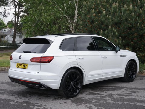 Volkswagen Touareg 3.0 TSI V6 Black Edition Tiptronic 4Motion Euro 6 (s/s) 5dr 16