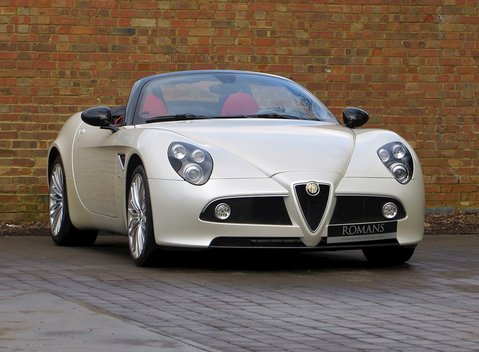 Alfa Romeo 8C Spider 1