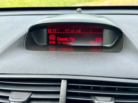 Vauxhall Mokka EXCLUSIV S/S 26