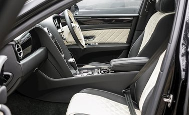 Bentley Flying Spur V8 S Mulliner 18