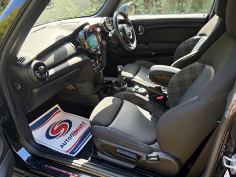 Mini Hatch COOPER SPORT 18