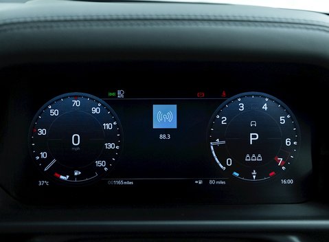 Land Rover Defender 110 V8 18