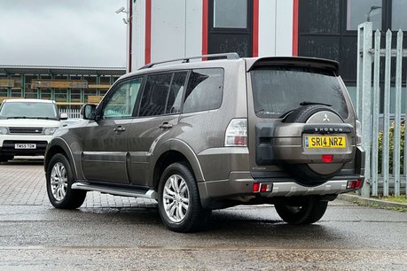 Mitsubishi Shogun 3.2 DI-DC SG3 SUV 5dr Diesel Auto 4WD Euro 5 LWB (197 ps) 21