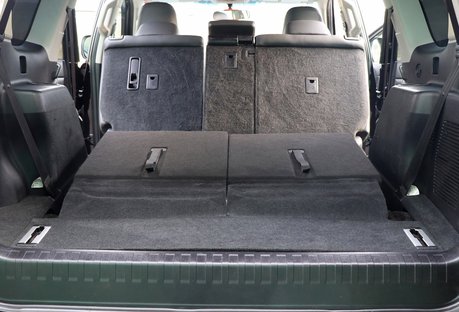 Land Cruiser Commercial