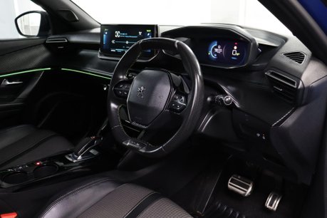 Peugeot e-2008 GT 5