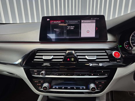 BMW M5 4.4i V8 Competition Saloon 4dr Petrol Steptronic xDrive Euro 6 (s/s) (625 p 6