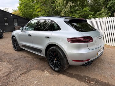 Porsche Macan GTS PDK 4