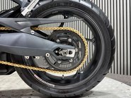 Triumph Street Triple 2013 ONLY 13K STUNNING EXAMPLE NEW MOT WARRANTY 8
