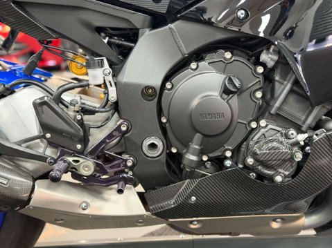 Yamaha R1M 1000 Super Sports Petrol Manual Euro 5 (200 ps) 27