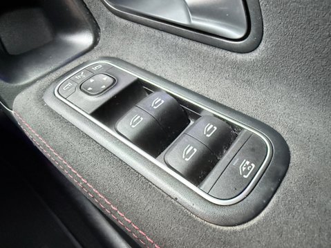 Mercedes-Benz A Class A 200 AMG LINE PREMIUM AUTOMATIC 17