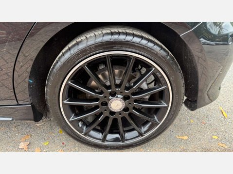 Mercedes-Benz A Class 2.1 A 200 D AMG Line Premium+ Auto 5dr 32