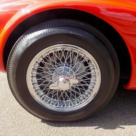 Daimler SP250 Dart