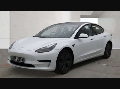 Tesla Model 3 Model 3 Standard Range + 4dr 3
