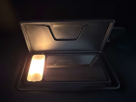 Mitsubishi Outlander 2.4 Outlander Exceed PHEV CVT 4WD 5dr 29