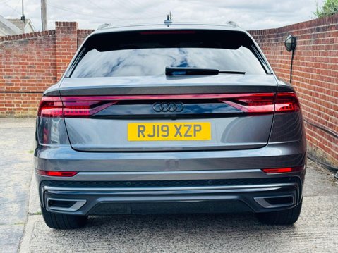 Audi Q8 3.0 TDI V6 50 S line SUV 5dr Diesel Tiptronic quattro Euro 6 (s/s) (286 ps) 4