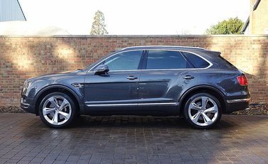 Bentley Bentayga 8