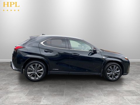 Lexus Ux 2.0 250h F Sport SUV 5dr Petrol Hybrid E-CVT Euro 6 (s/s) (184 ps) 8
