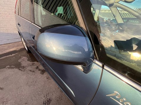 Citroen Grand C4 Picasso 1.6 HDi Platinum Euro 5 5dr 23