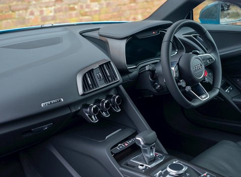 Audi R8 V10 Plus 14