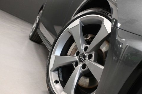 Audi A4 2.0 A4 Black Edition 40 TDI Quattro Semi-Auto 4WD 5dr 29