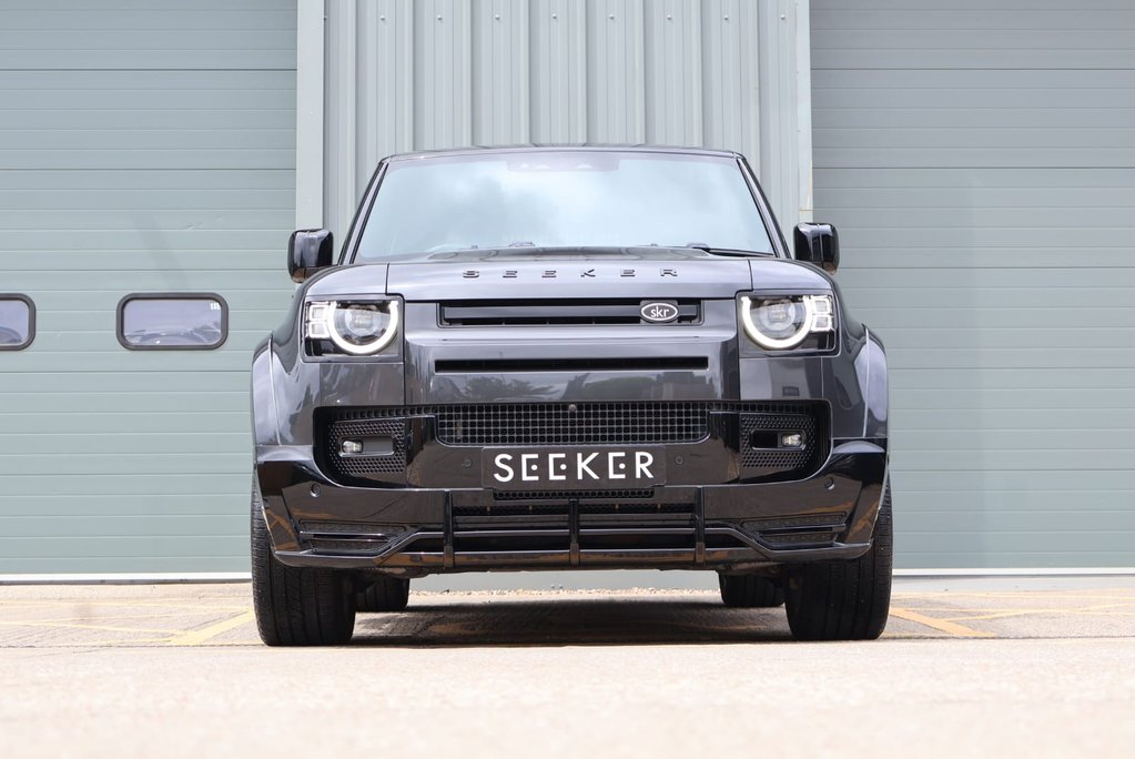 Land Rover Defender 90 HARD TOP X-DYNAMIC HSE STYLED BY SEEKER SUPER LOW MILES  2