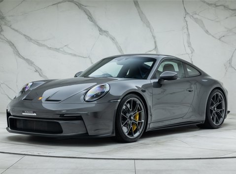 Porsche 911 GT3 TOURING (992) 1