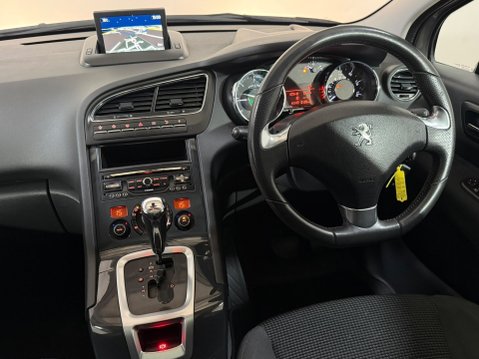 Peugeot 5008 1.6 BLUEHDI S/S ALLURE AUTOMATIC 13